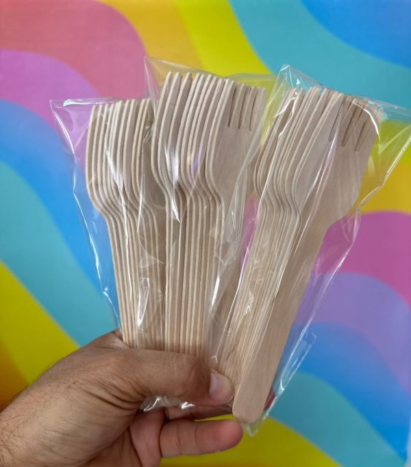 TENEDORES DE MADERA